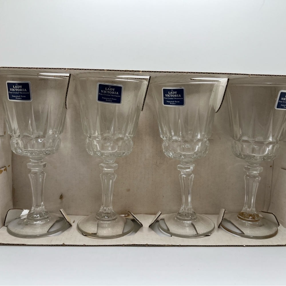 4 Vintage "Cordial" Lady Victoria Crystal Stemware, Chantelle Pattern, France
